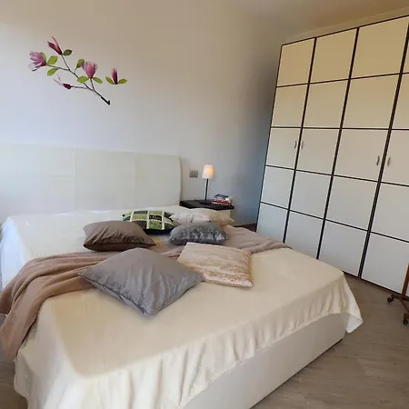 Via Alimini Hotel *